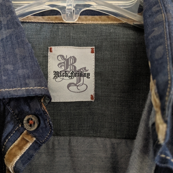 Jean rich Friday button down - Picture 2 of 2